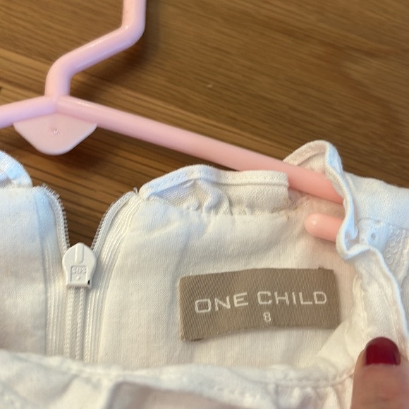 ONE CHILD beautiful high end  white boutique dress - Picture 5 of 5